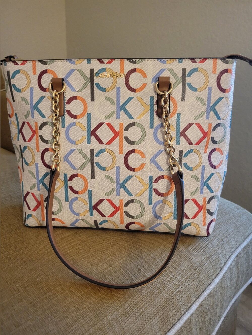 Georgeous Original Calvin Klein Multicolor Logo Tote Bag. Brass and Leather.